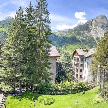 Edelweiss - Panorama E Giardino Courmayeur